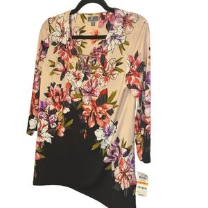JM Collection Petite Sm Lindsay Floral Print V-Neck Asymmetrical Hem‎ Tunic Top